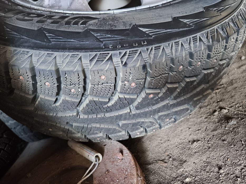 Запчасти, автошины, мерседес