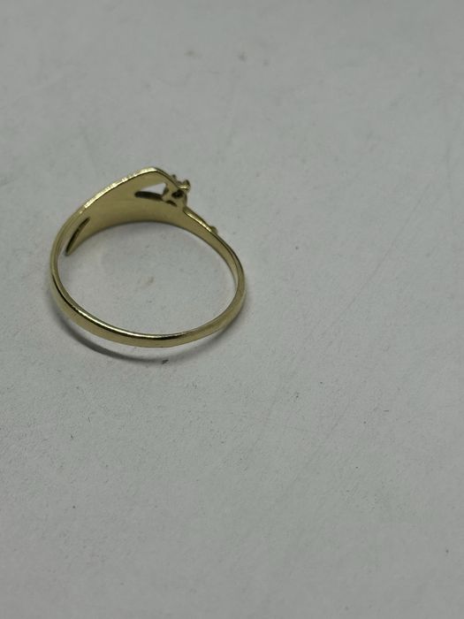 златен дамски пръстен 2.03гр 14к 585