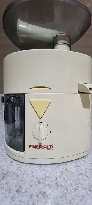 соковыжималка EMERALD покиза ҳолатда
