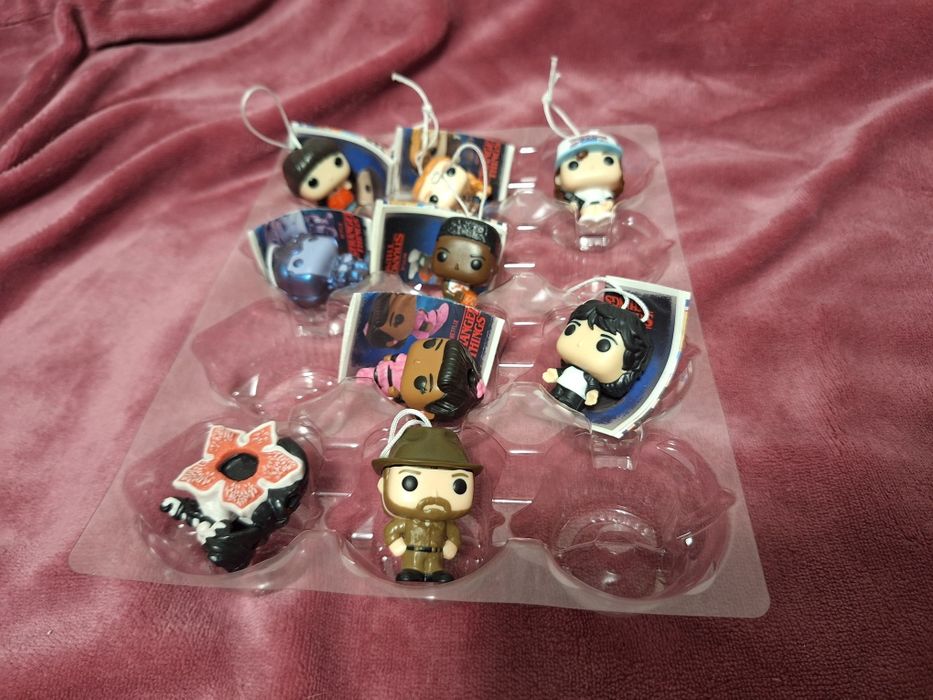 Фигурки stranger things kinder joy