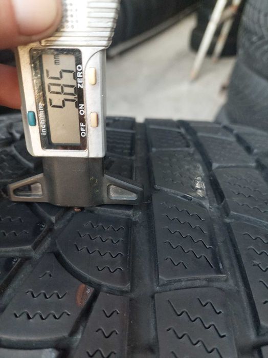 255 35 20 cu 285 30 20,cate 2buc iarna,PIRELLI,SOTTOZERO