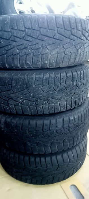 Продам резину 195/60/15