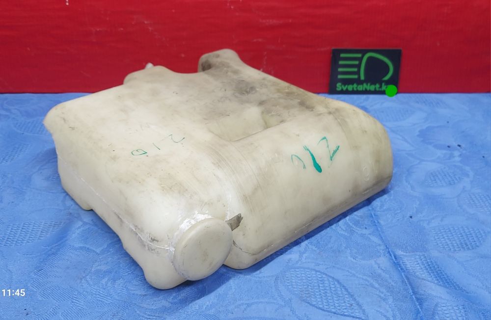 Бачок омывателя фар Мерседес Е W210 запчасти авторазбор в Алматы