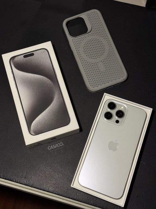 iPhone 15 PRO , Natural Titanium , 92% Bateria