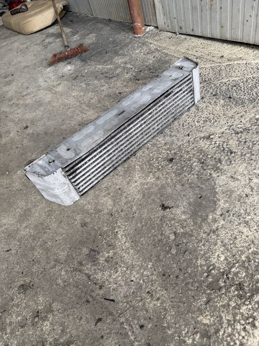 Intercooler BMW seria 5 E60 E61 535d 272cp 3.0 diesel motor e60 535 diesel e61 535d injector 535d injectoare 535d motor e60 535d