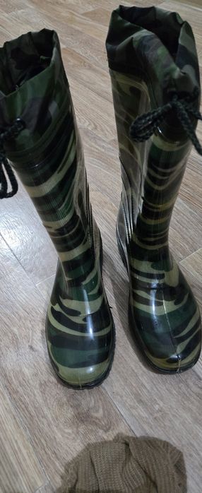 Резиновые сапоги с утеплителем