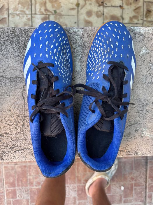 Adidasi de fotbal Adidas Predator