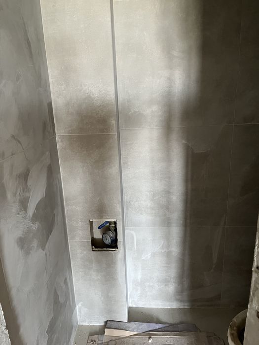 Продава се Тристаен апартамент в Плевен, Идеален център - 92 кв.м за 1544 €/кв.м - Снимка #2