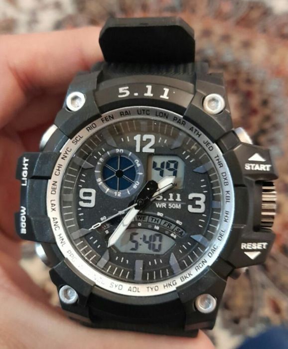 Часы Тактические 5.11. Водонепроницаемые,электронные.Смотрите фото.