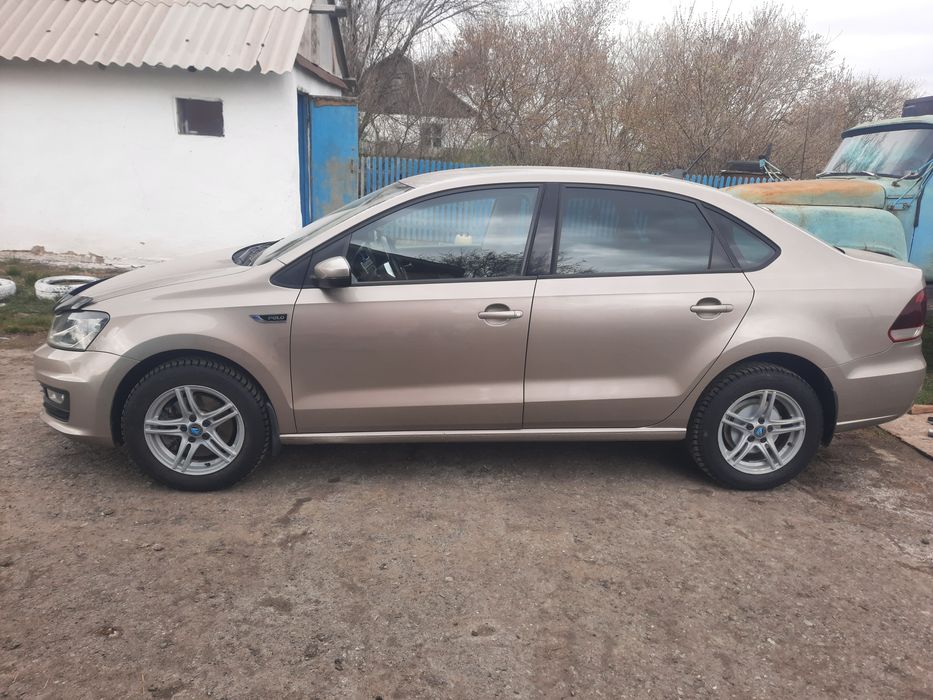 Продам фольксваген поло