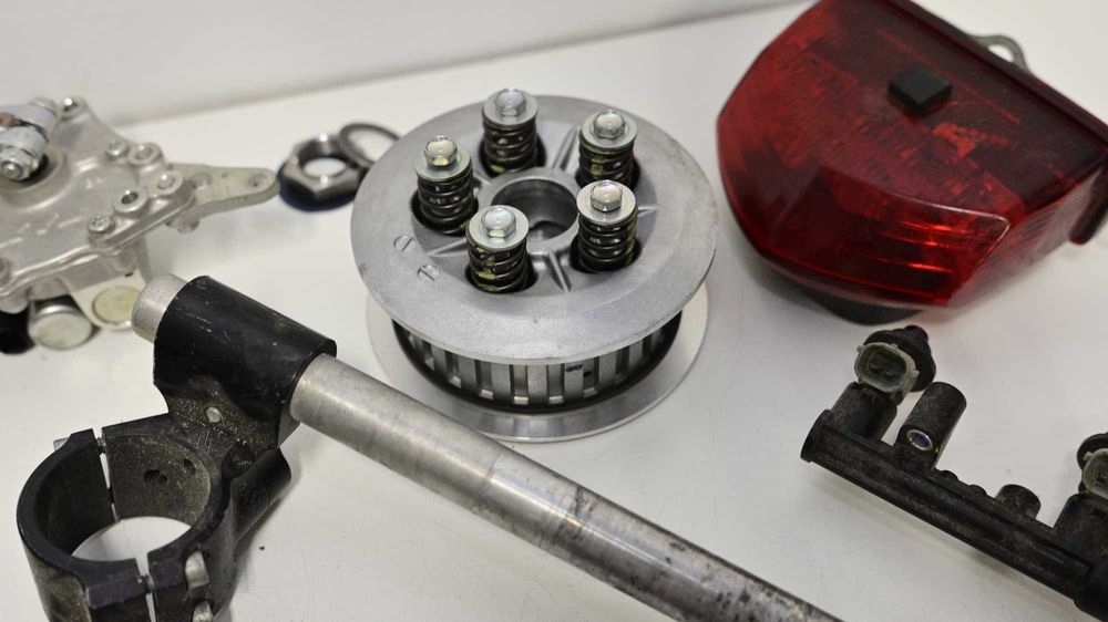 piese de curse Semighidoane radiator bord cadru codita CBR 600RR 2007-