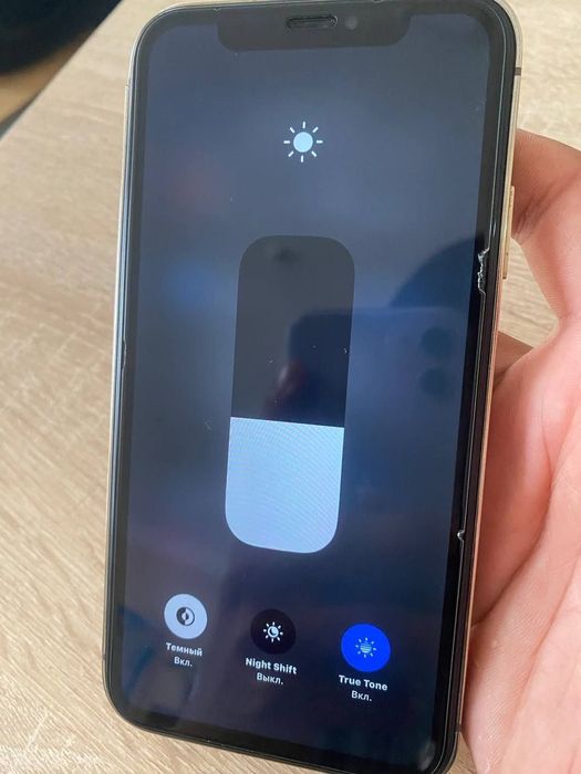 iPhone XR 13 Korpus qoyilgan