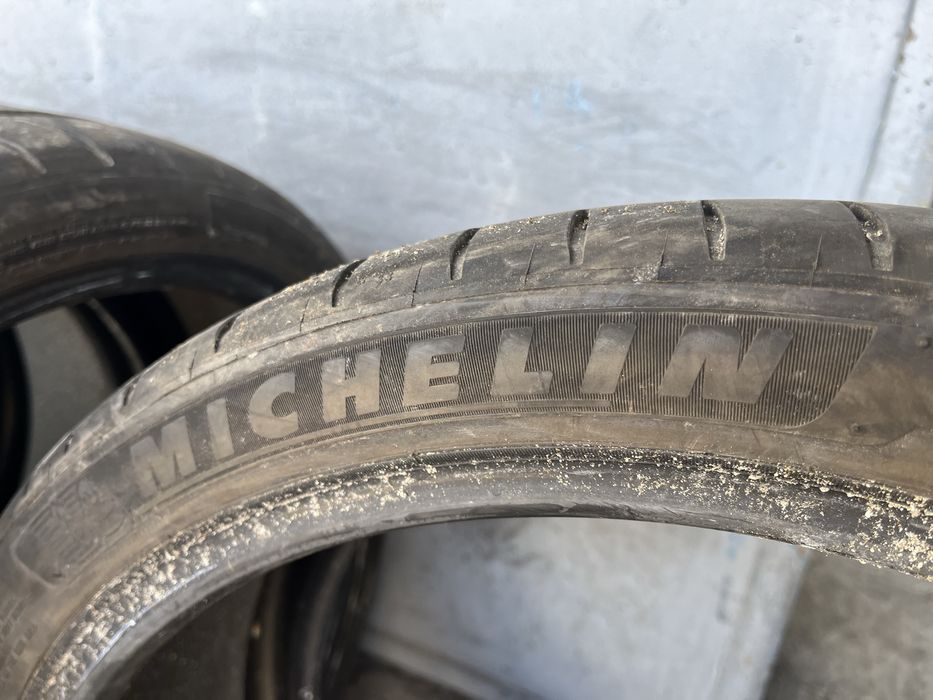 4 бр. летни гуми 235/35/20 Michelin PS4 TO DOT 3318 4-5 mm