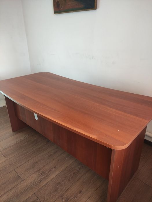 Стол письменный, рабочий, офисный