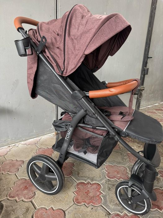 Коляски продам новые