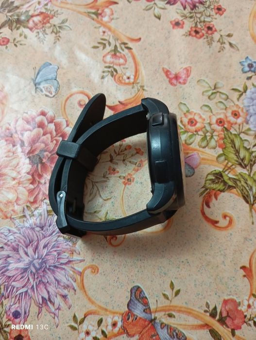 Продаются срочно часы