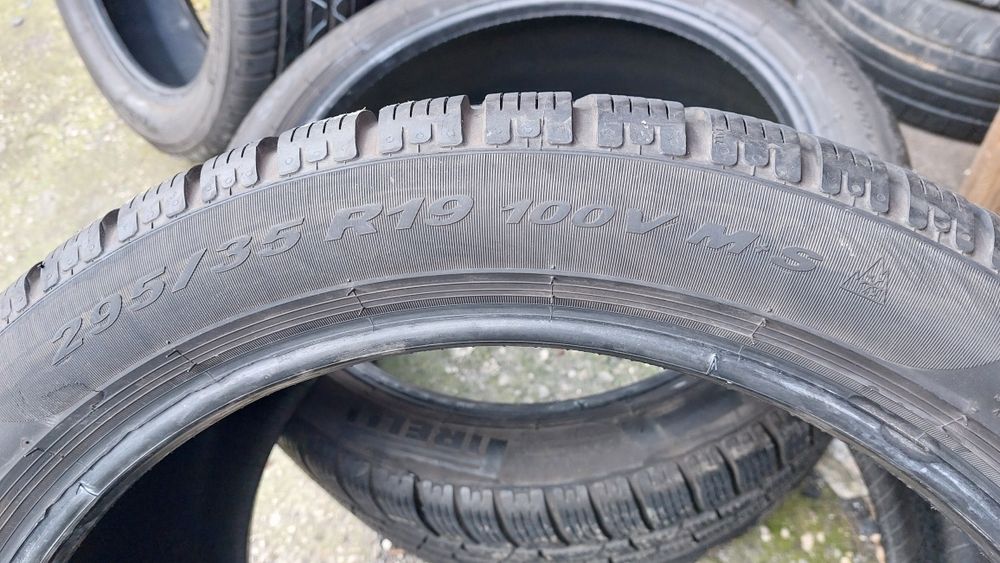 Зимни гуми 295/35/19 Pirelli Sottozero 2 броя
