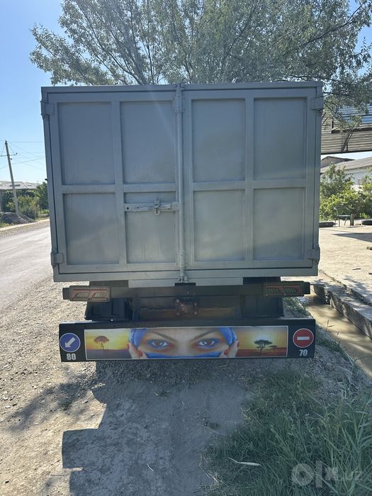 Ford tranzit sotiladi