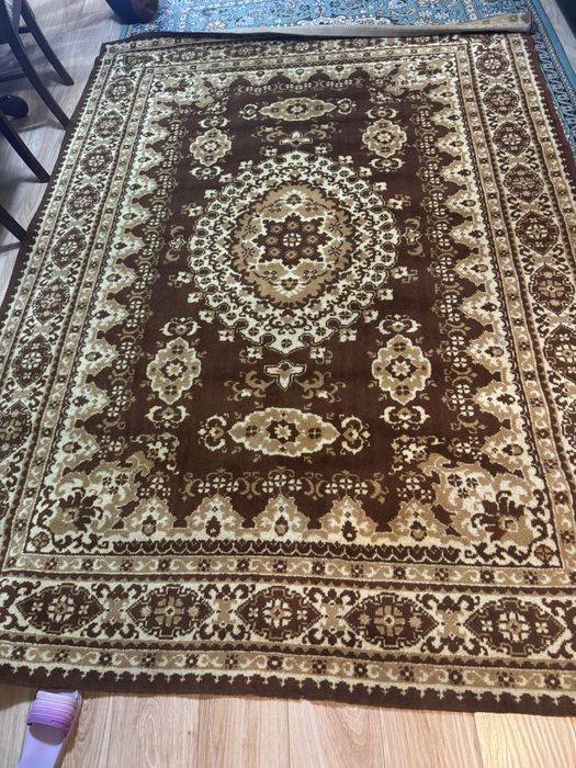 Продам ковер размер 2*3