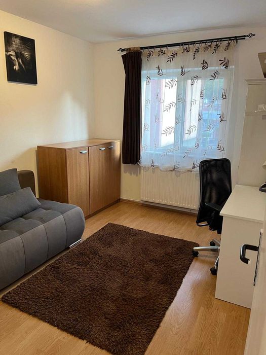Inchiriez apartament 3 camere