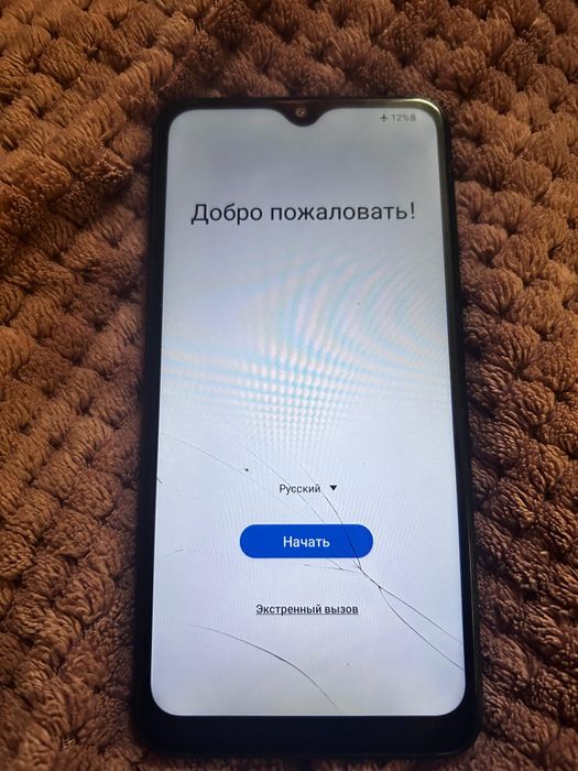 Продам телефон Samsung 10s