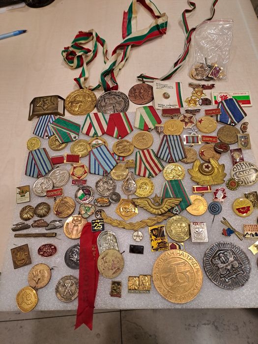 Значки и медали от СОЦа