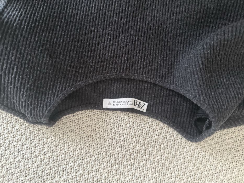 Серый топ футболка