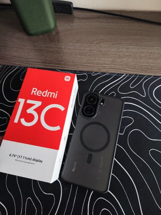 Редми 13с в идеальном состоянии