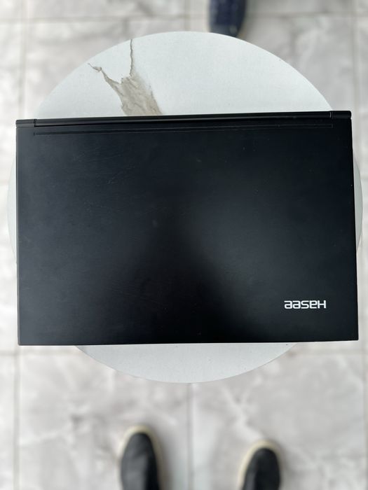 Игровой ноутбук Hasee