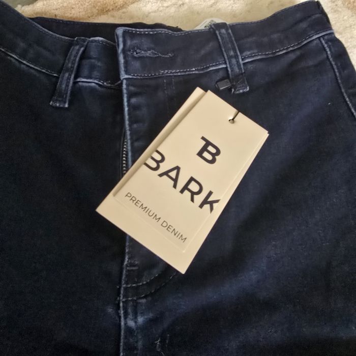 Blugi noi evazati, XS