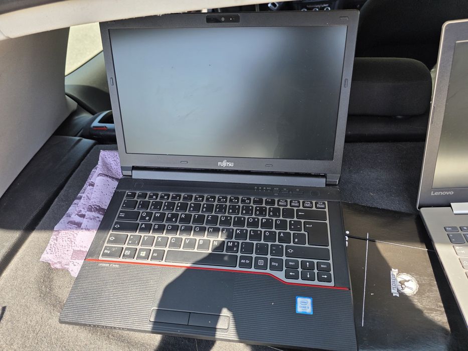 Laptop-uri de vanzare