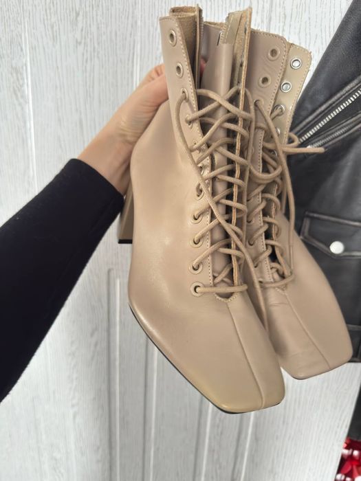 Зимни обувки Zara