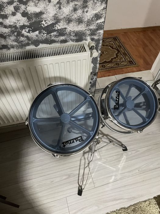 Vand percuti parrot