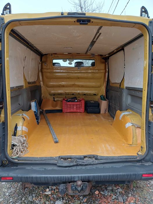 Renault Trafic 1.9dci 100cp, 2004, bare transversale