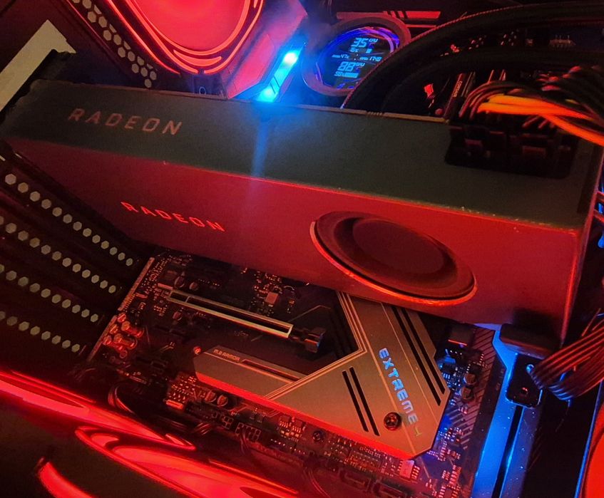 Placa video gaming RX 5700 8GB GDDR6 256bit