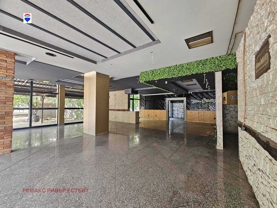 Продава се Заведение в Русе, Здравец Изток - 240 кв.м за 1734 €/кв.м - Снимка #9