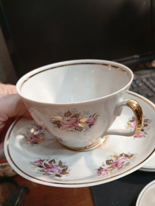 Интерьер для дома, красивые старинные вазы