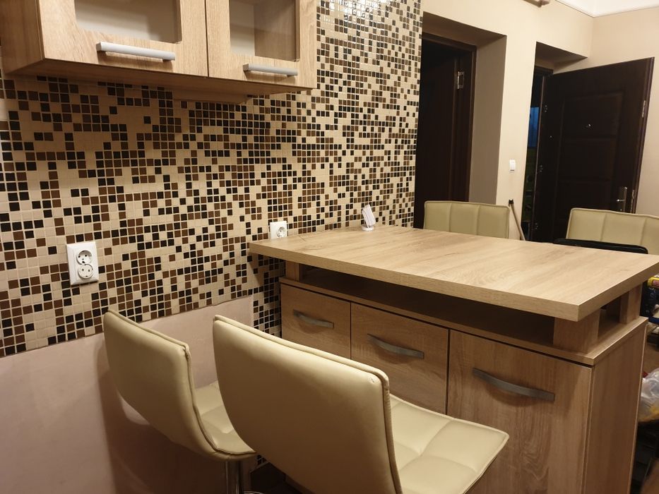 Apartament cu 3 canare + anexe