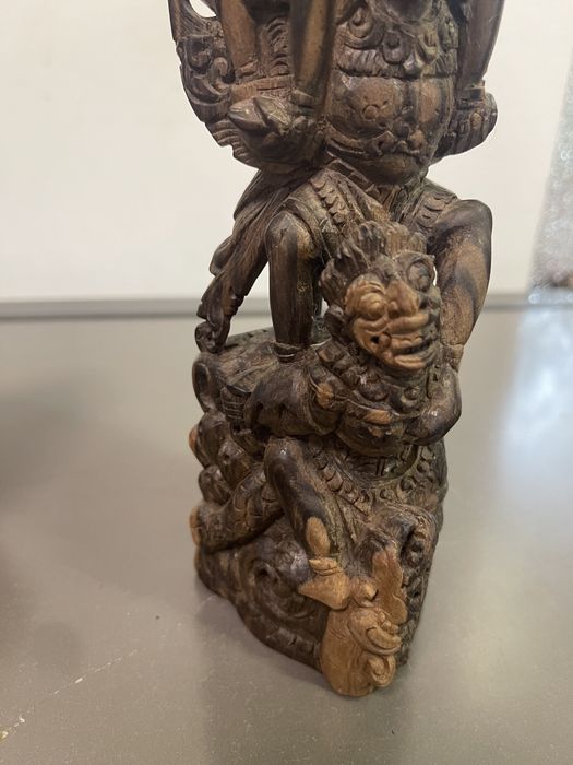Statueta sculptată manual anul 1880-1920 ,vishnu garuda krishna