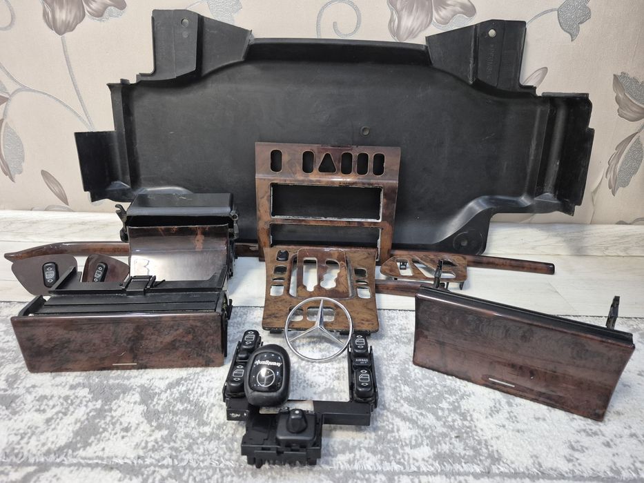 Дерево на Мерседес W210