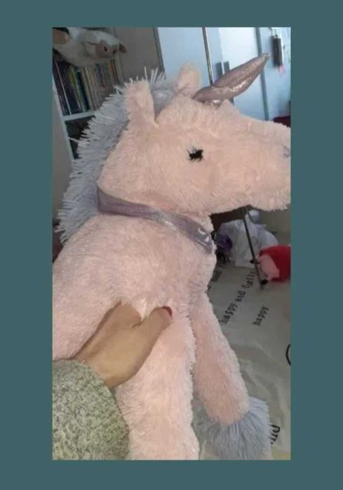 Unicorn roz, mare si pufos, 85 cm