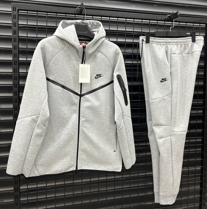Мъжки екип Nike tech fleece 2026 година! Топ Модел!