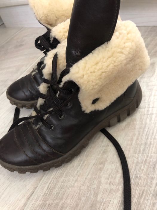 Ботинки на девочку