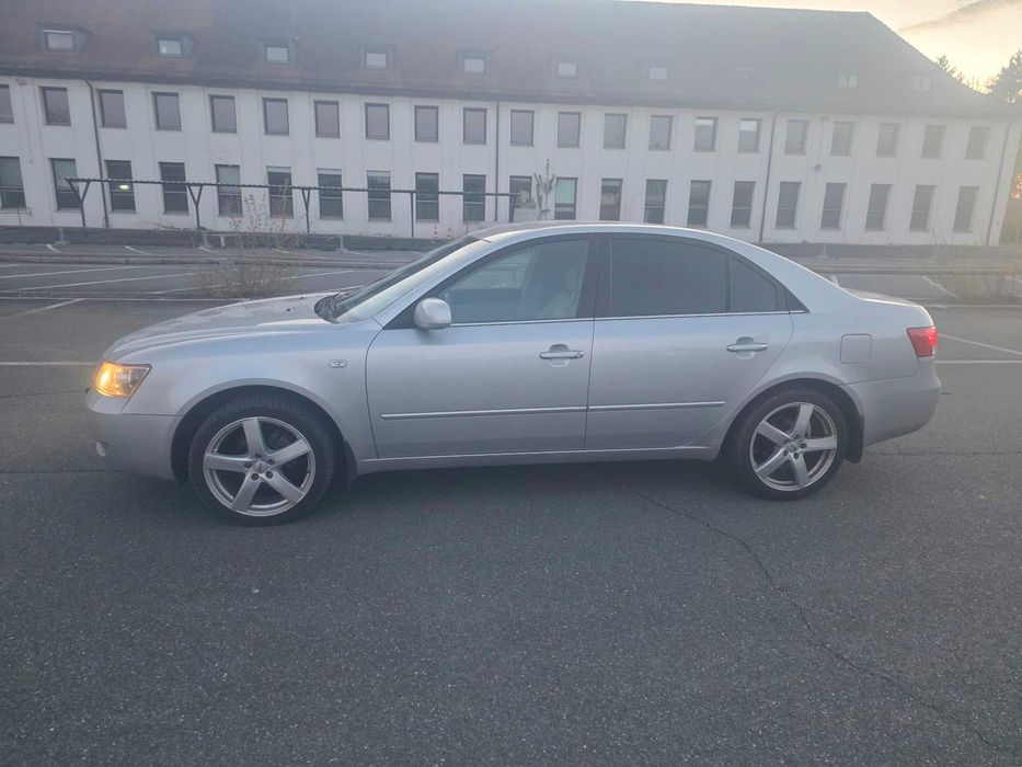 Vând Hyundai Sonata 2009