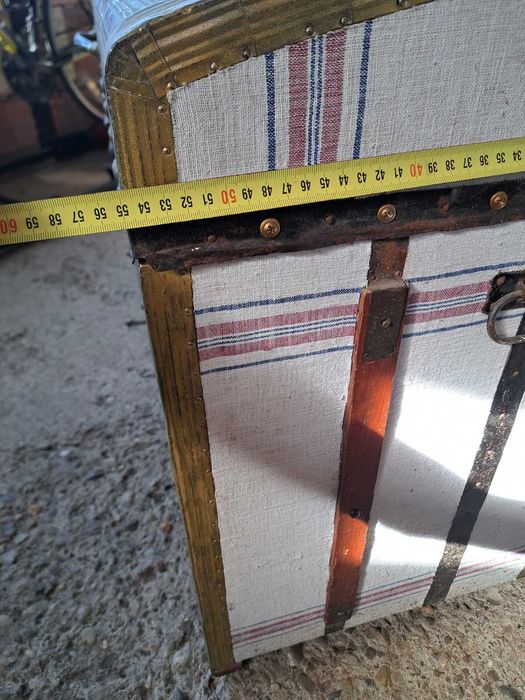 *ТОП* обява продавам старинен скрин ракла