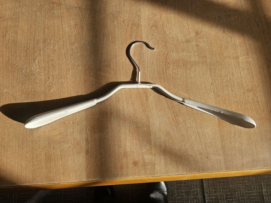 Продам плечики для одежды