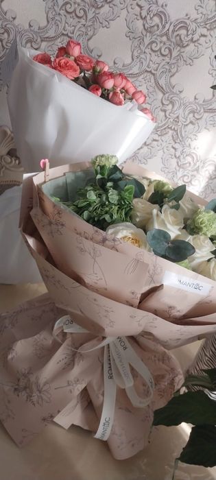 Продам цветы по 4 тыс общий 8 тыс