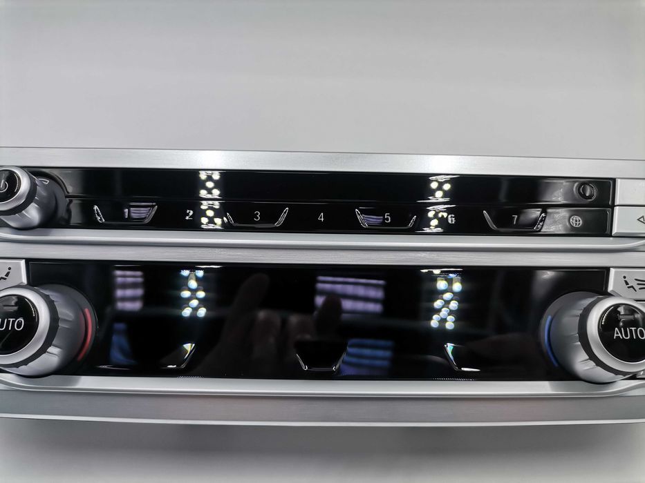 Нов Панел Климатик AC И Аудио BMW G11 G12 / 9857073