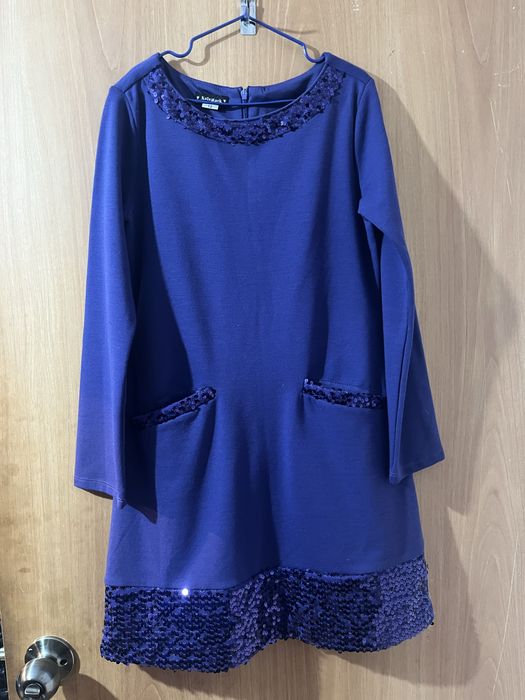 Продам  нарядные платья