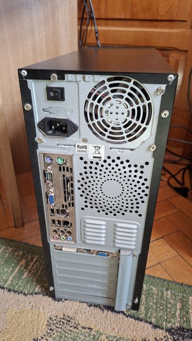 Unitate PC (calculator/computer) vechi Intel Pentium dual-core E2160